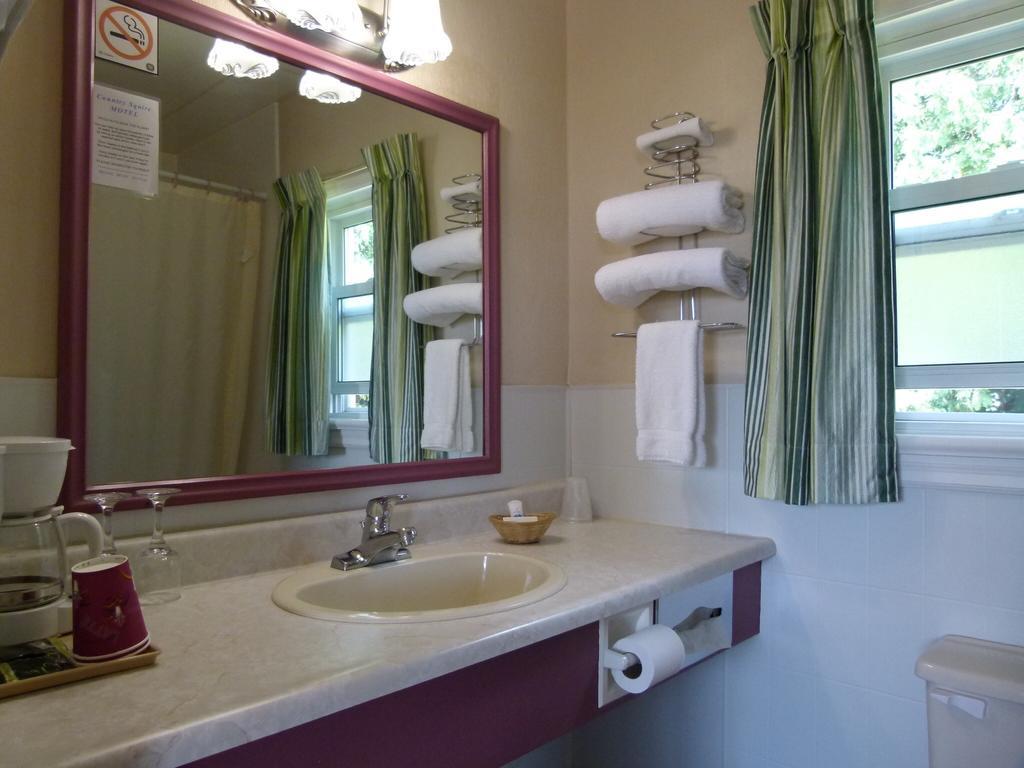 Country Squire Motel Arnprior Zimmer foto